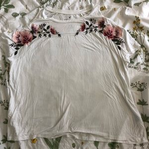 cute cut out shoulder top from American Eagle :)